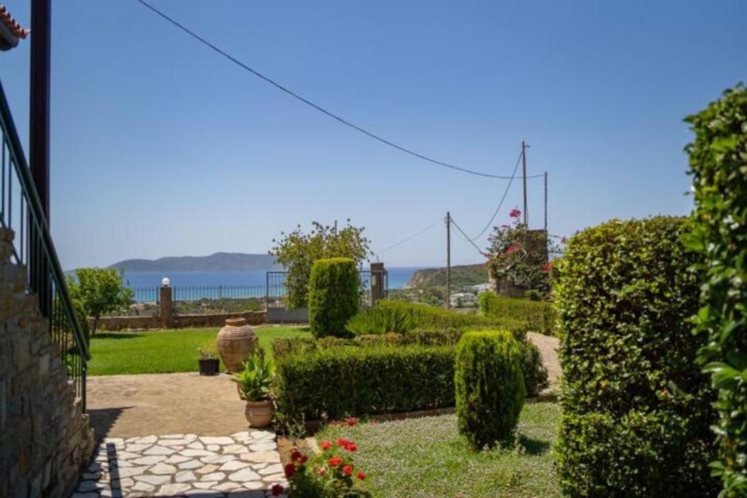 Donatos Finikounta Exterior foto