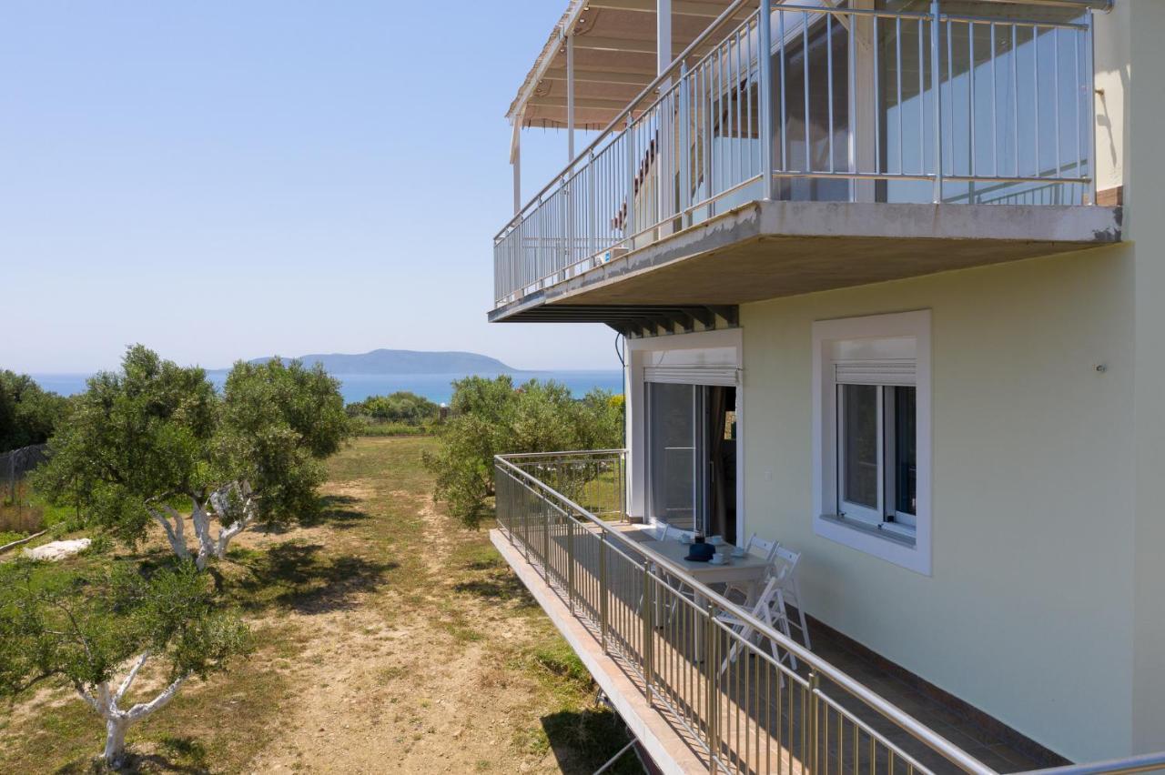 Donatos Finikounta Exterior foto